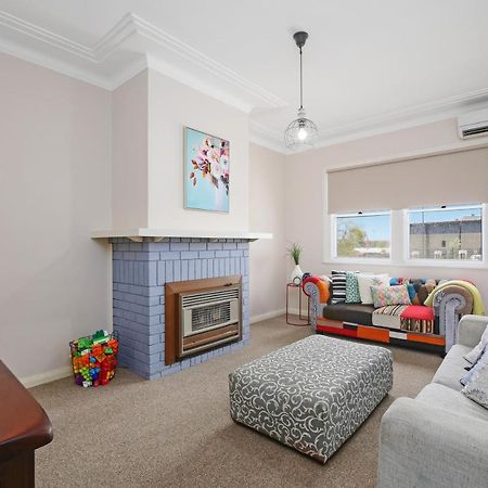 King'S Park Villa Tamworth Exterior foto