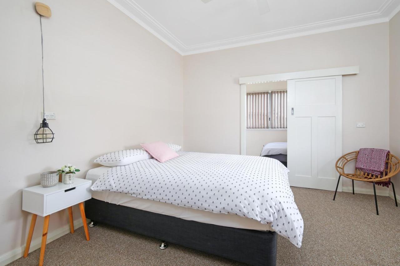 King'S Park Villa Tamworth Exterior foto